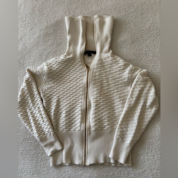 Marc New York Elegant Cream Ribbed Knit Sweater - Picture 8 of 14